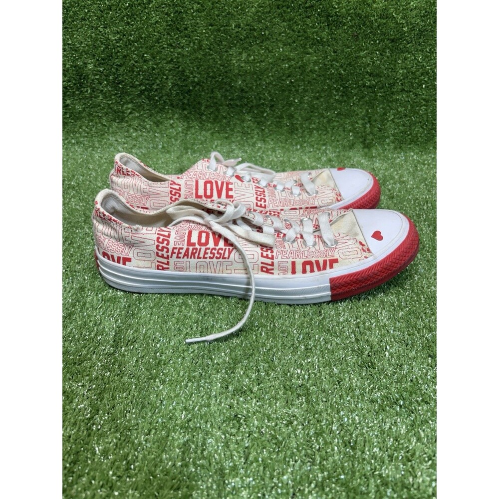 Converse CTAS OX Red White Hearts Love Graphic Women's Shoes Size 10.5 567311F